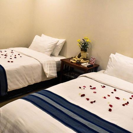Hotel Lourdes Laoag Exterior foto